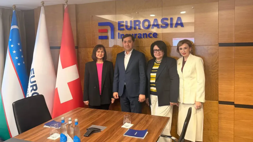EUROASIA INSURANCE rahbariyati va Bureau Veritas vakillari kompaniyaning bosh ofisida